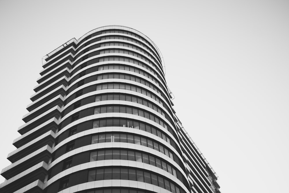 a black and white photo of a tall building