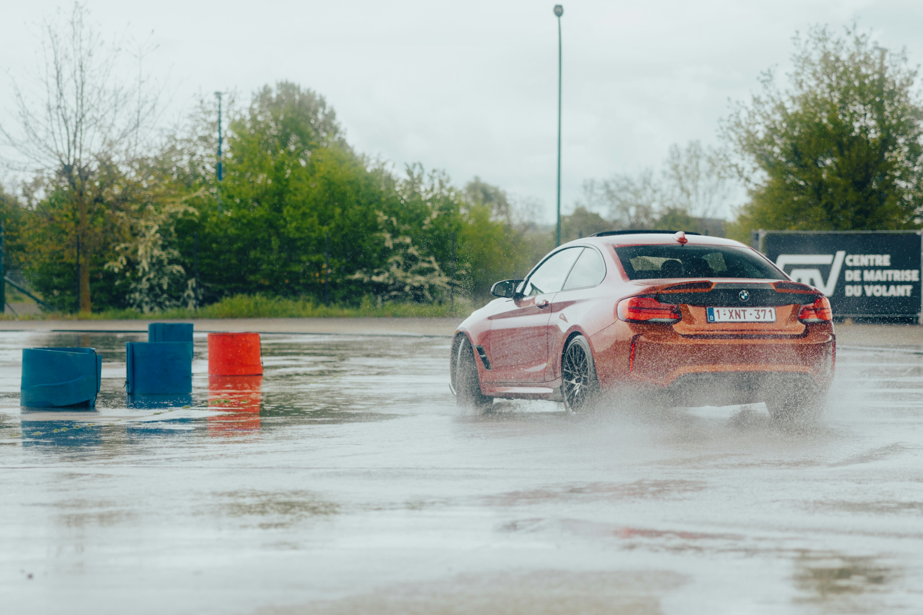 Photo by lorenzohamers