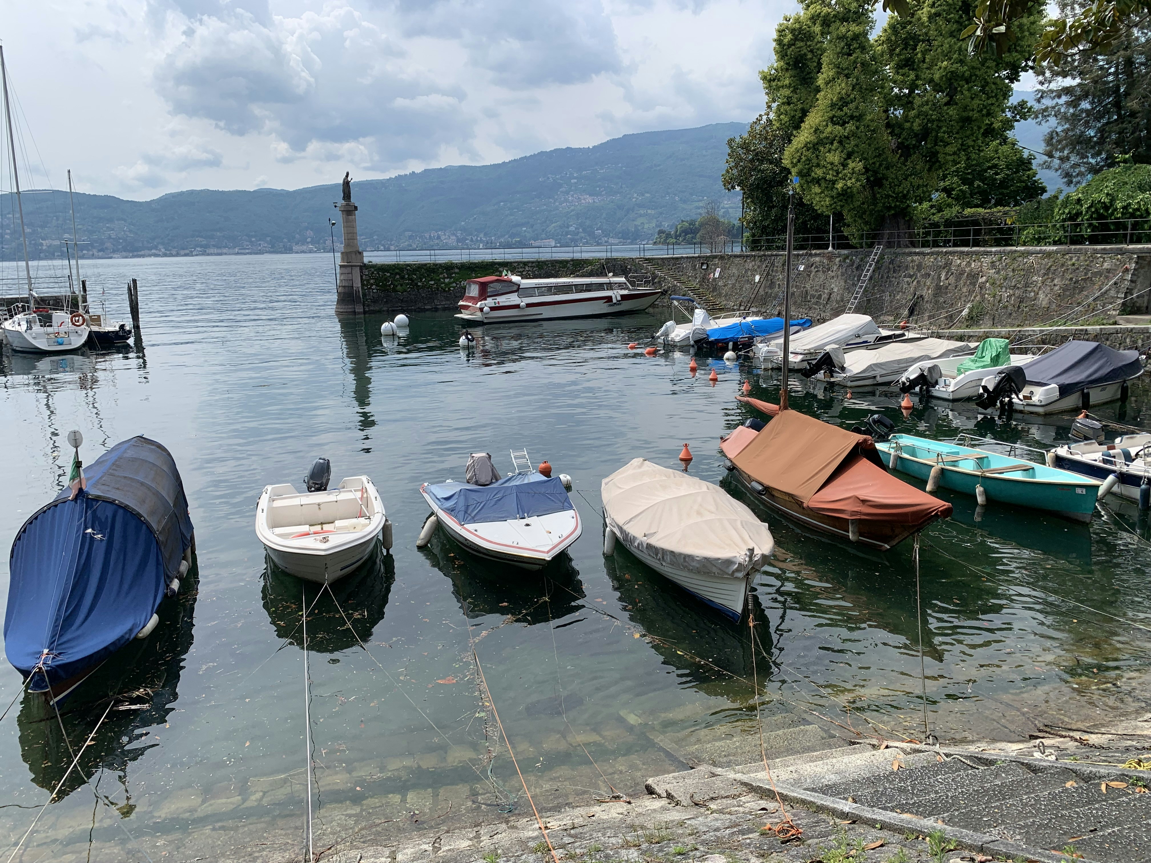 a bunch of boats that are sitting in the water