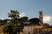 Livraison express - coursier à Cannes. Livraison dans la journée, rapide et fiable by Omax livraison