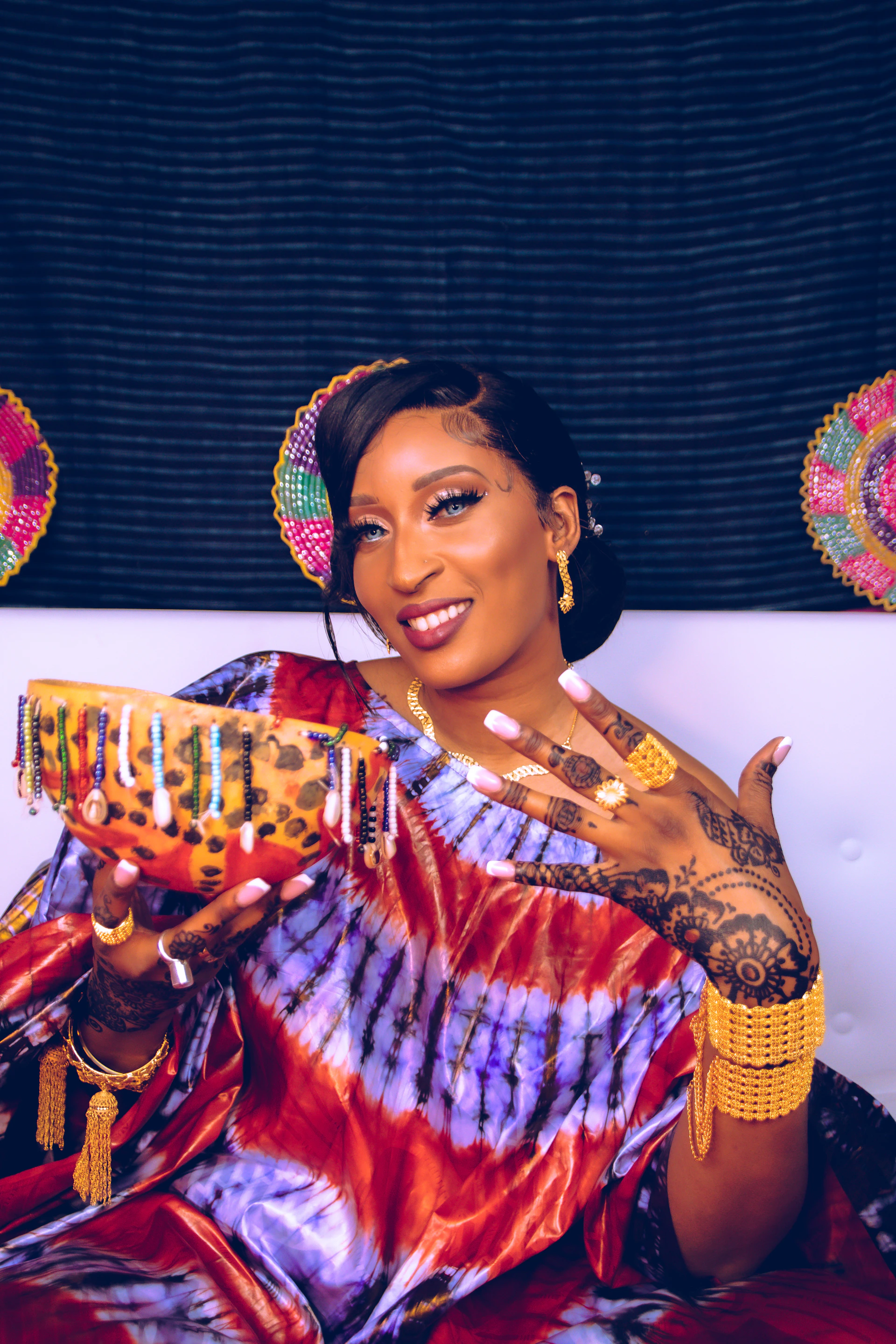 black and white bed linen