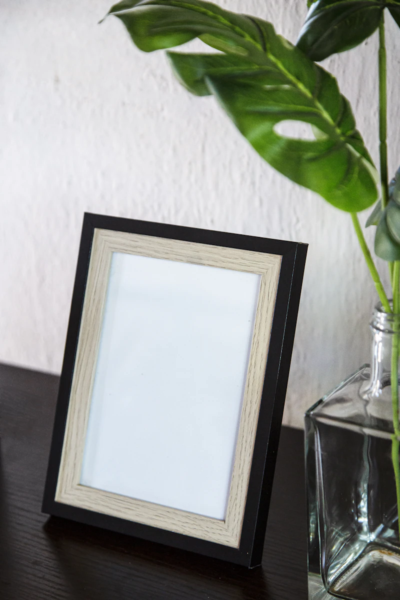 Custom Photo Frame (With Your Photo) (France)