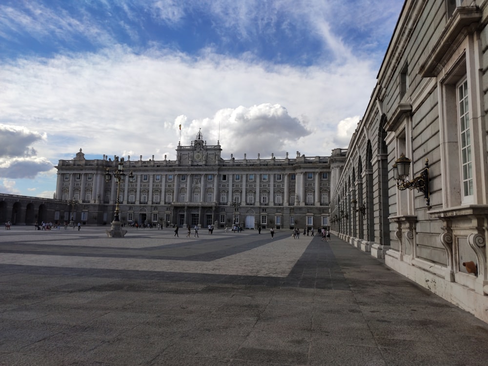 a large building with a lot of windows