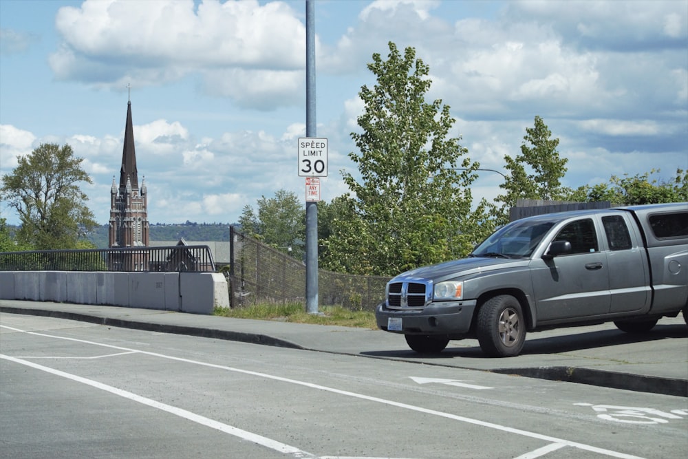 a truck is parked on the side of the road