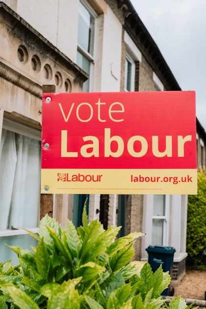 Streeting Resigns, Labour Leadership Contest Live: The 72-Hour Market Playbook for Gilts, Pound, and FTSE