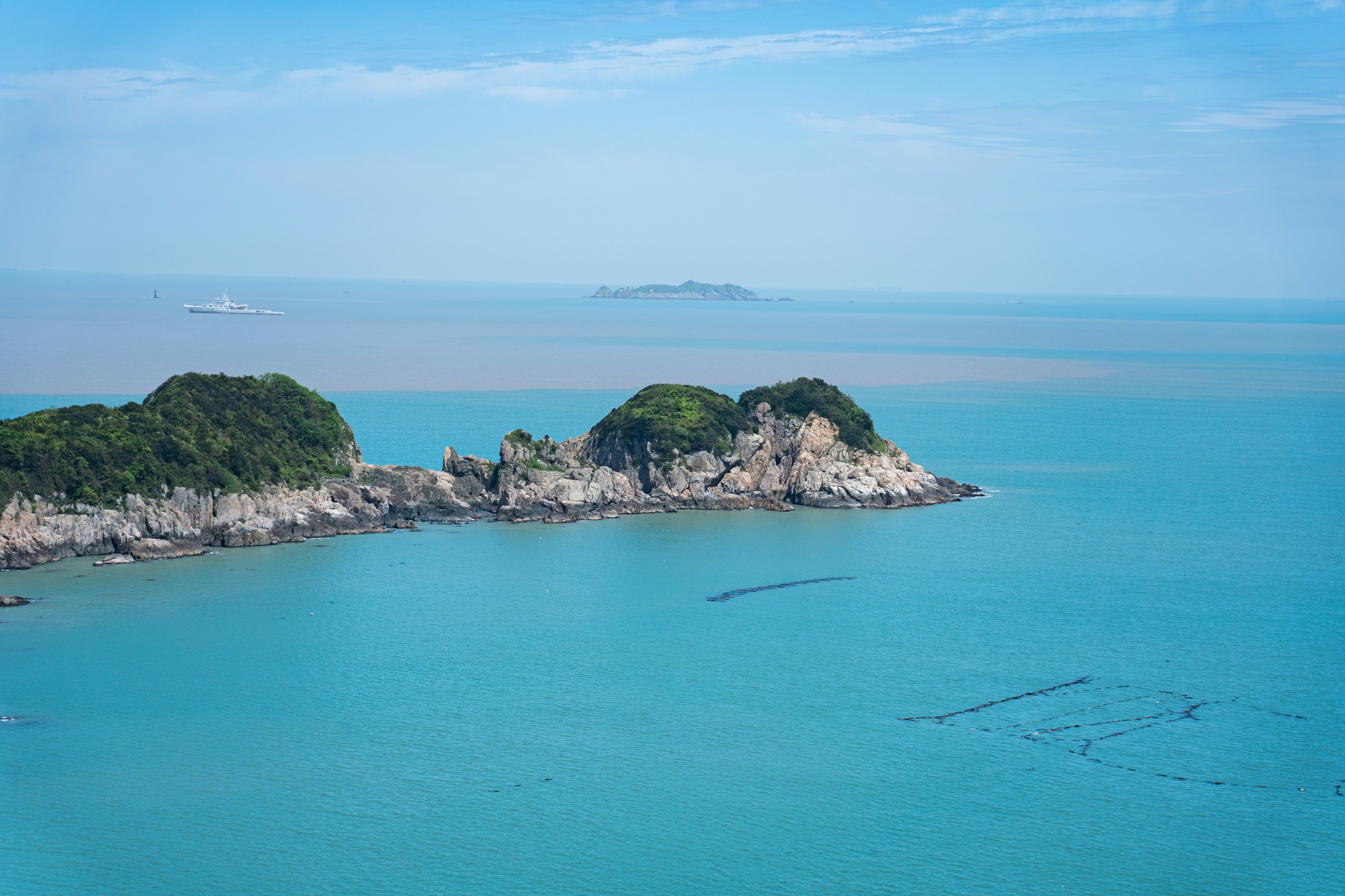 an island in the middle of the ocean