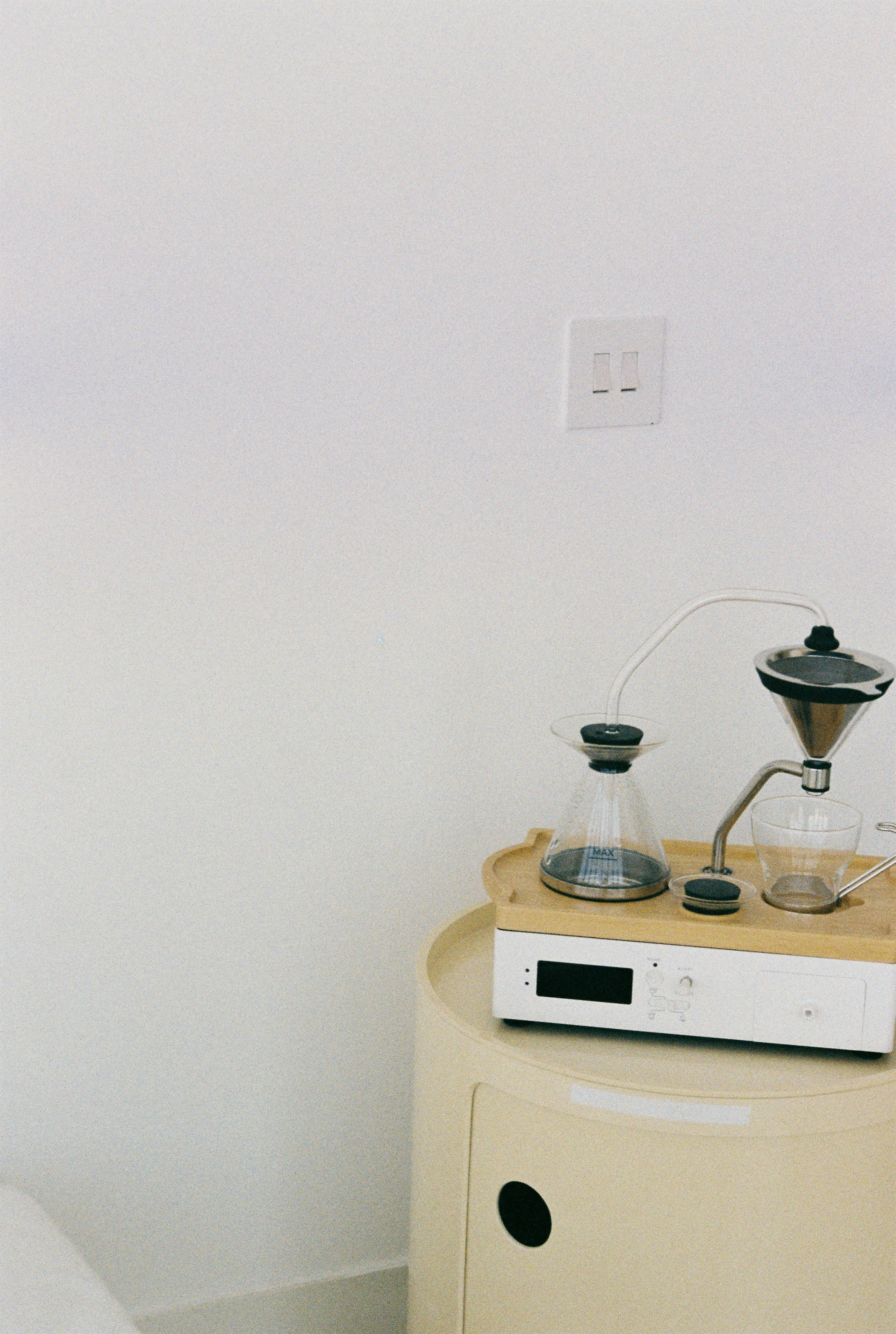 beige bedroom aesthetic, wallpaper, Beige Bedroom Ideas: Creating a Cozy Retreat 2