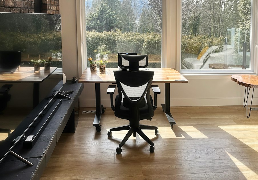 How to Stay Active With a Desk Job