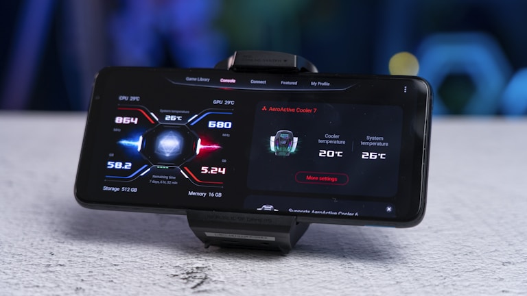 Screenshot of benchmark software showing FPS and performance metrics for a recent GPU test