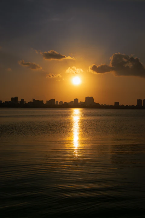 Đi dạo hồ