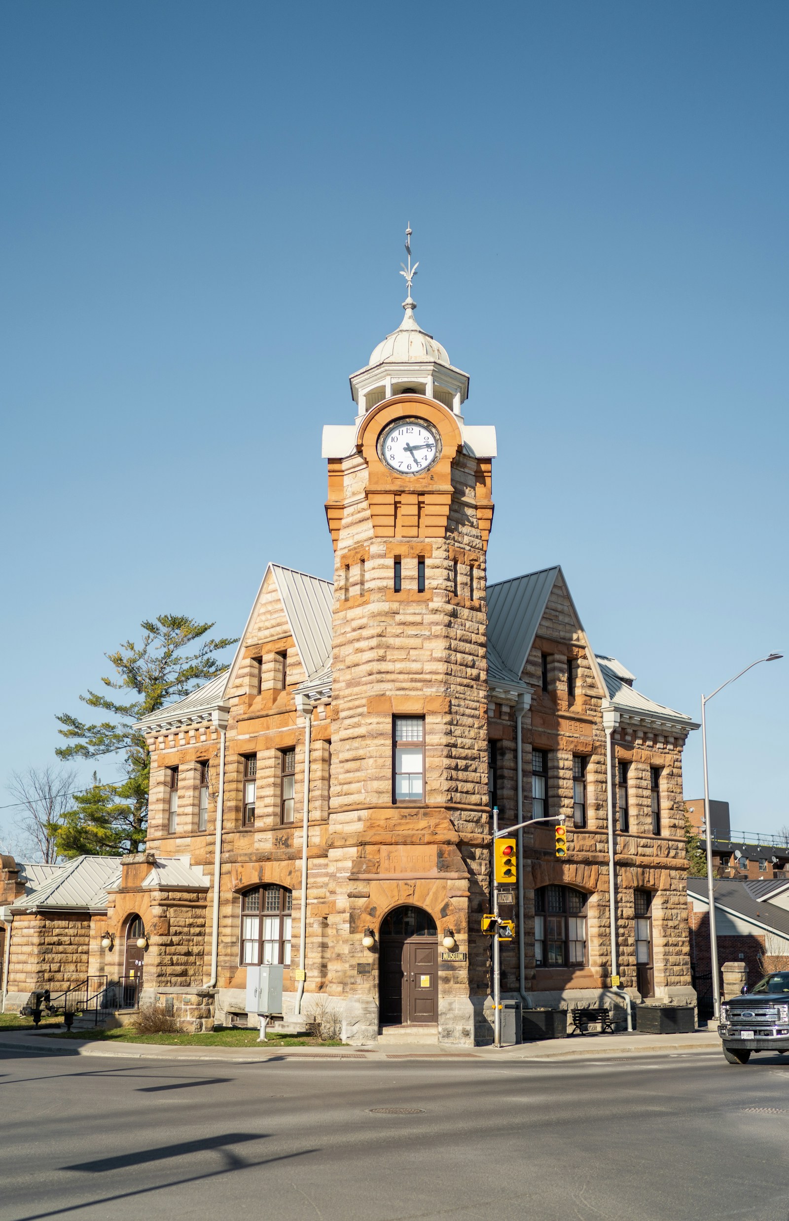 Living in Arnprior: Small-Town Charm Just 40 Minutes from Ottawa (2026 Guide)