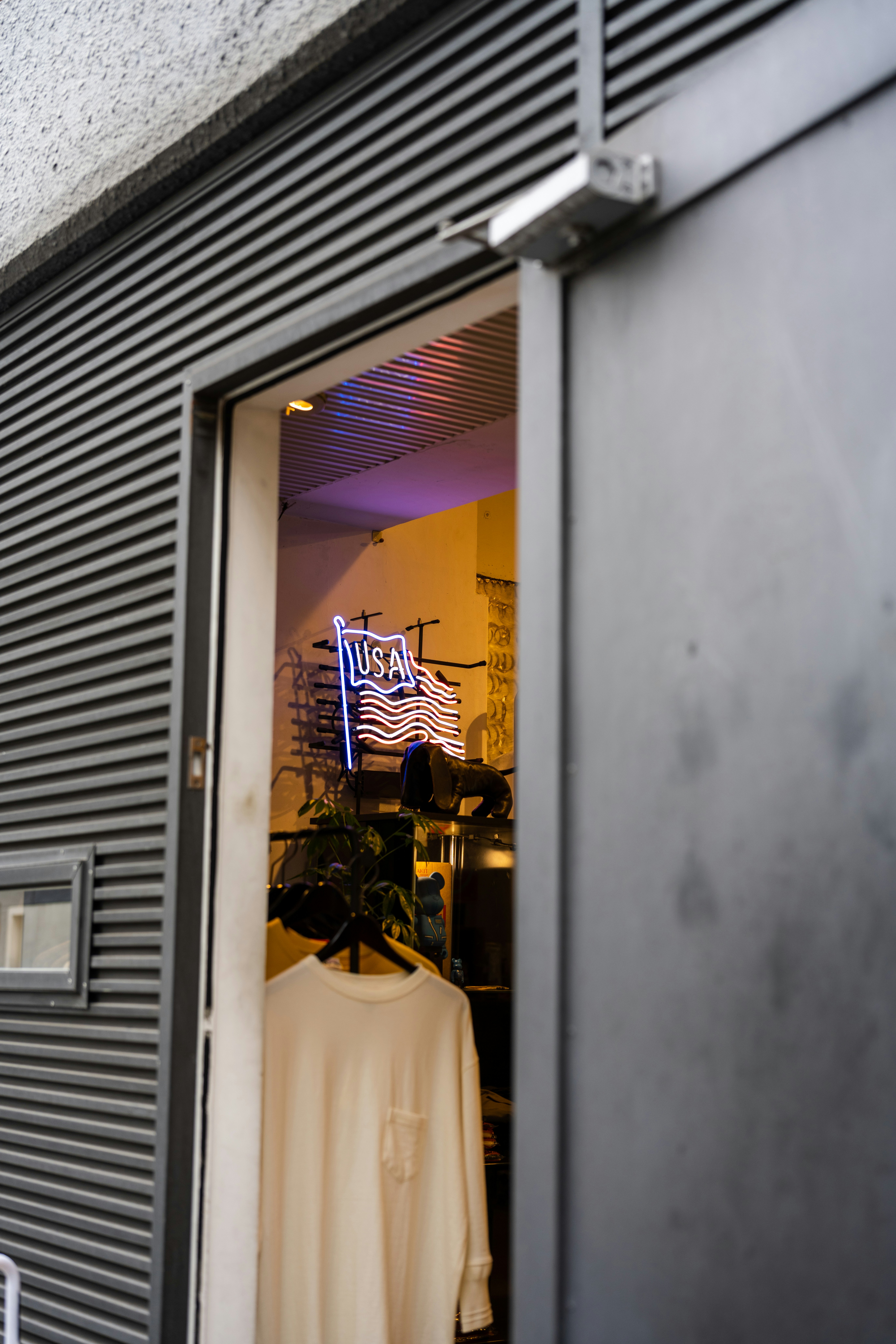 modern wedding food station, ilustrasi artikel Deliciously Different: 10 Unique Wedding Food Station Ideas to Wow Your Guests 2