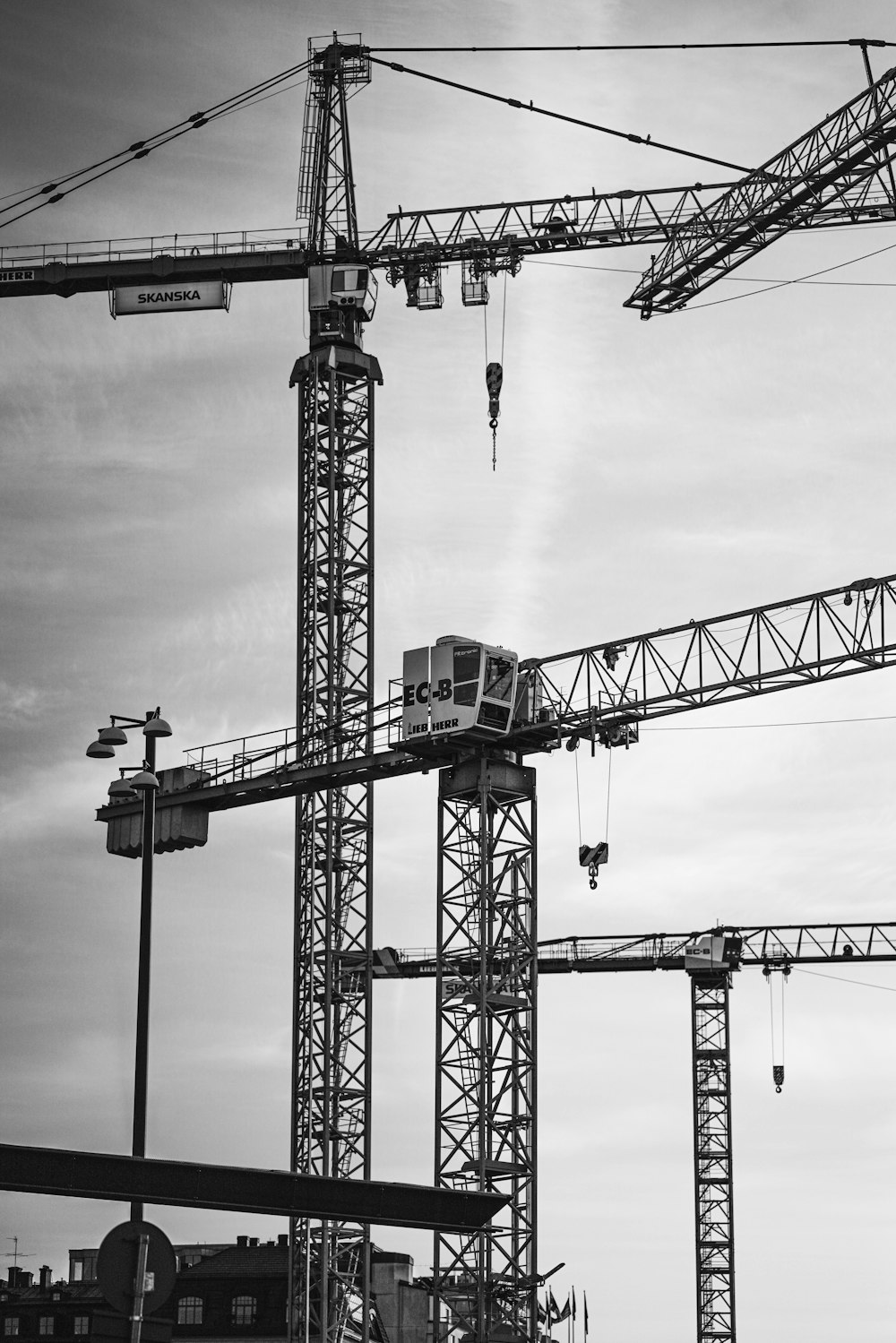 a black and white photo of a crane