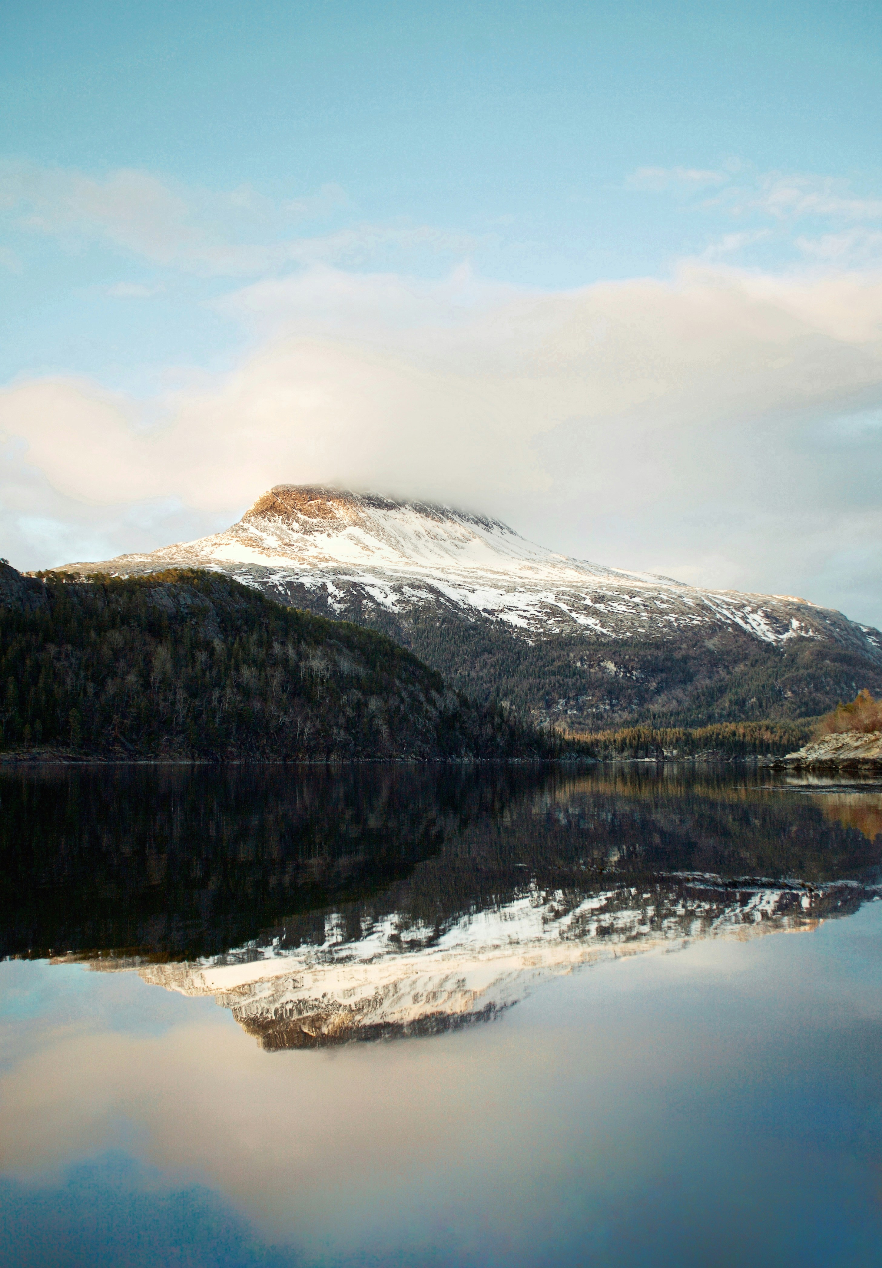 mountain lake wallpaper, wallpaper, Pack Out Everything: A Guide to Complete Waste Removal 3