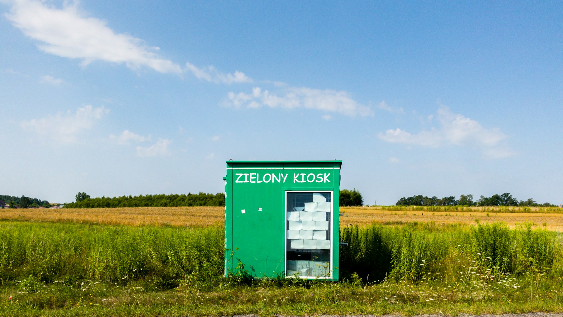 gray computer monitor