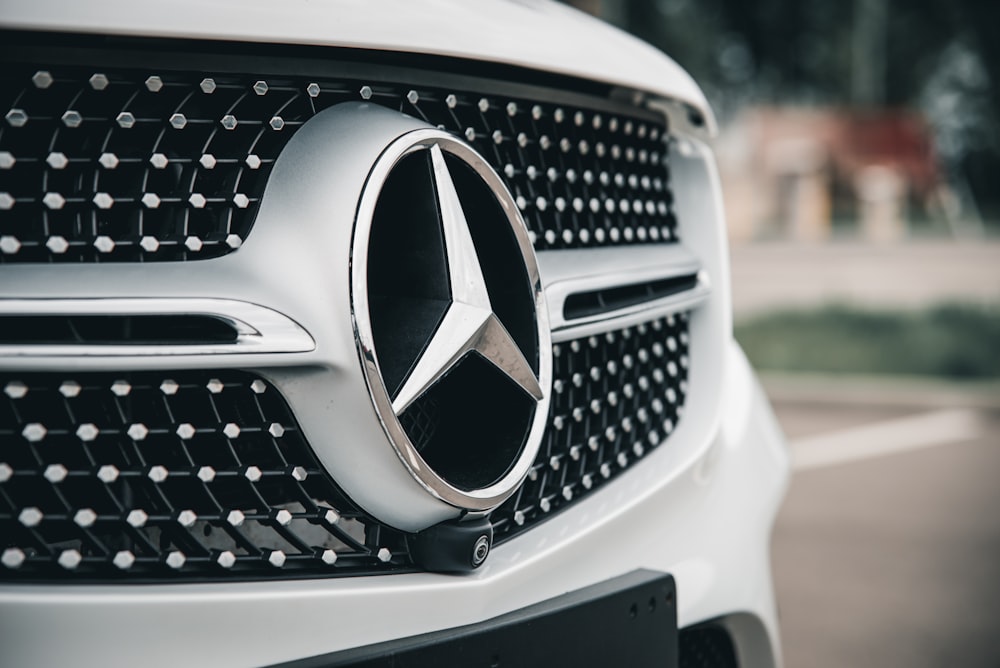 the front grille of a mercedes benz benz benz benz benz benz benz benz benz benz