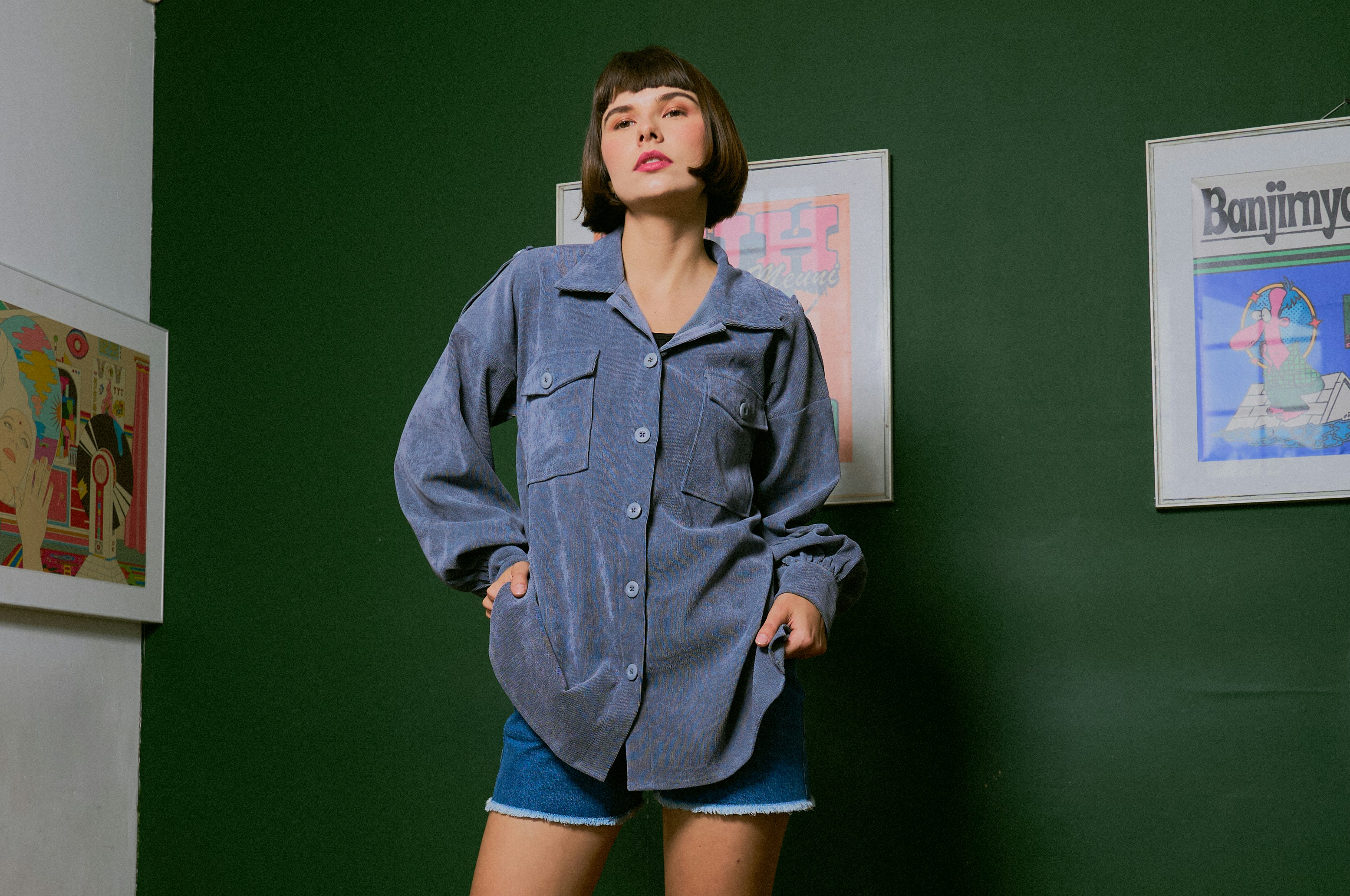8 Female TV Wardrobe Outfits Fans Love in Sitcoms
