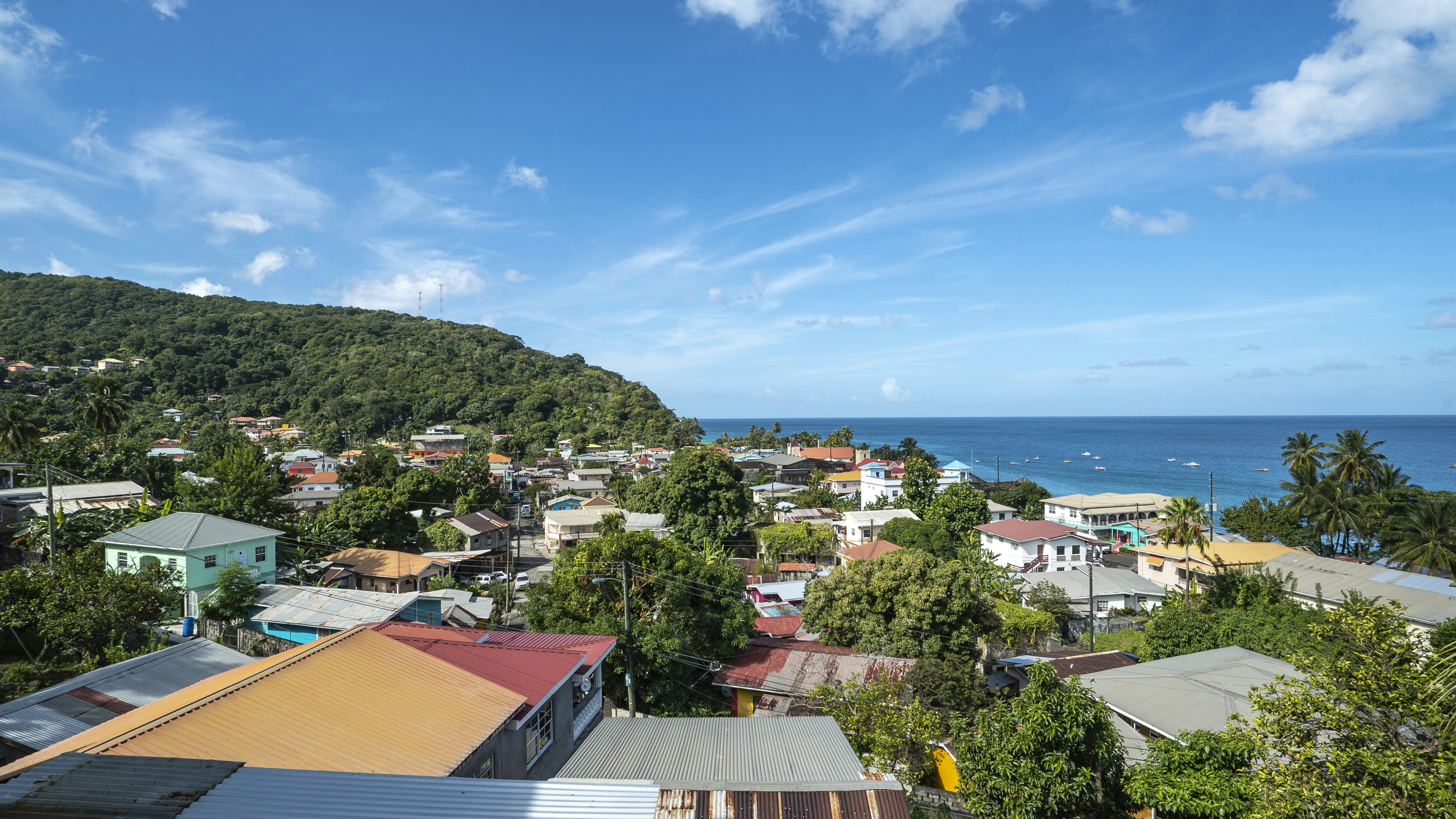 Stay online in the Grenada with a prepaid eSIM from eSIMlii. Instant activation, no roaming charges, and reliable coverage.