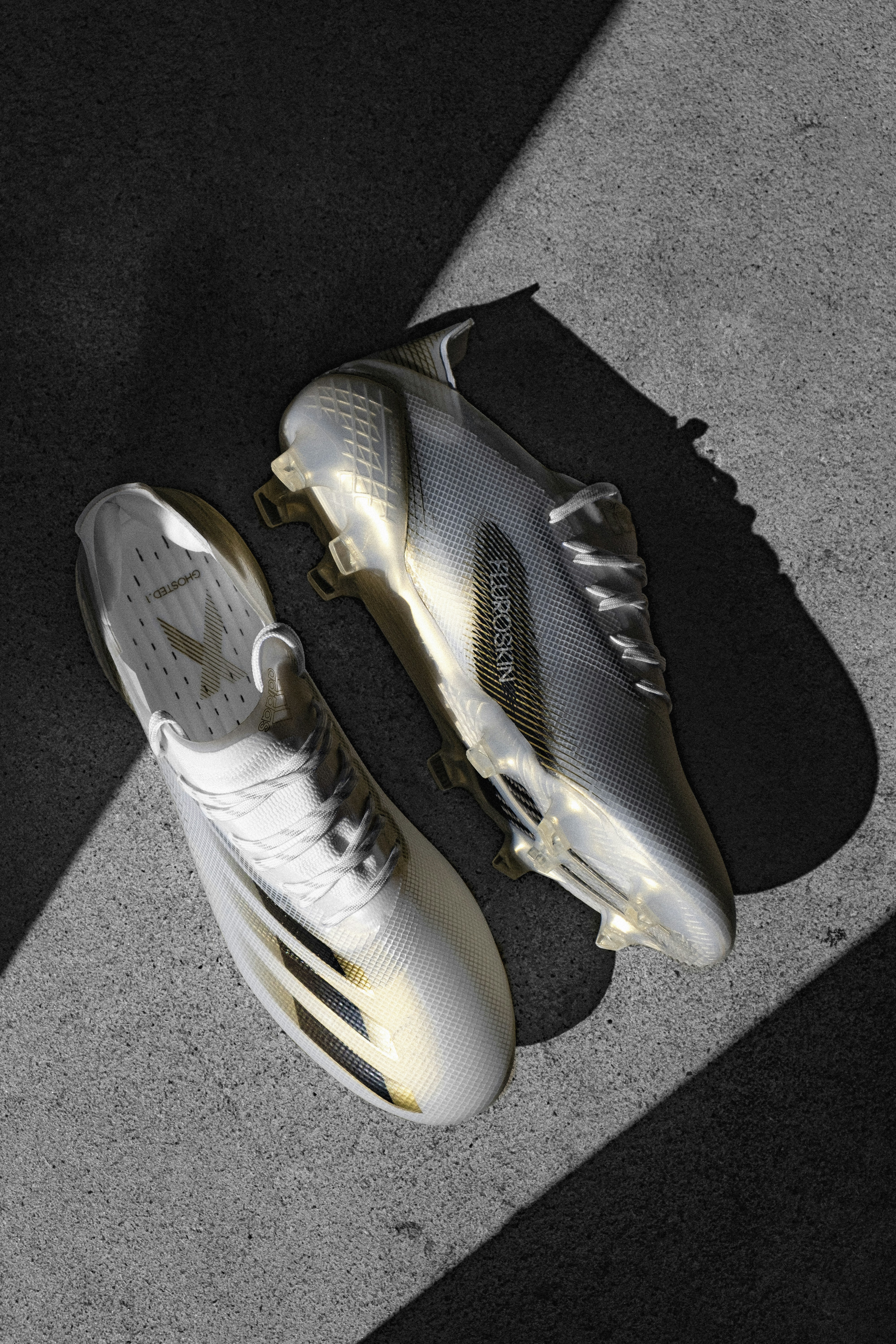 Merek Sepatu Bola Terbaik di Indonesia