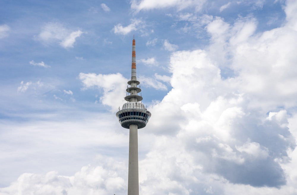 a tall tower with a sky background