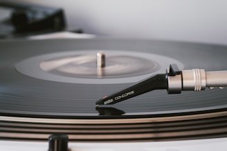 a close up of a record player's turntable