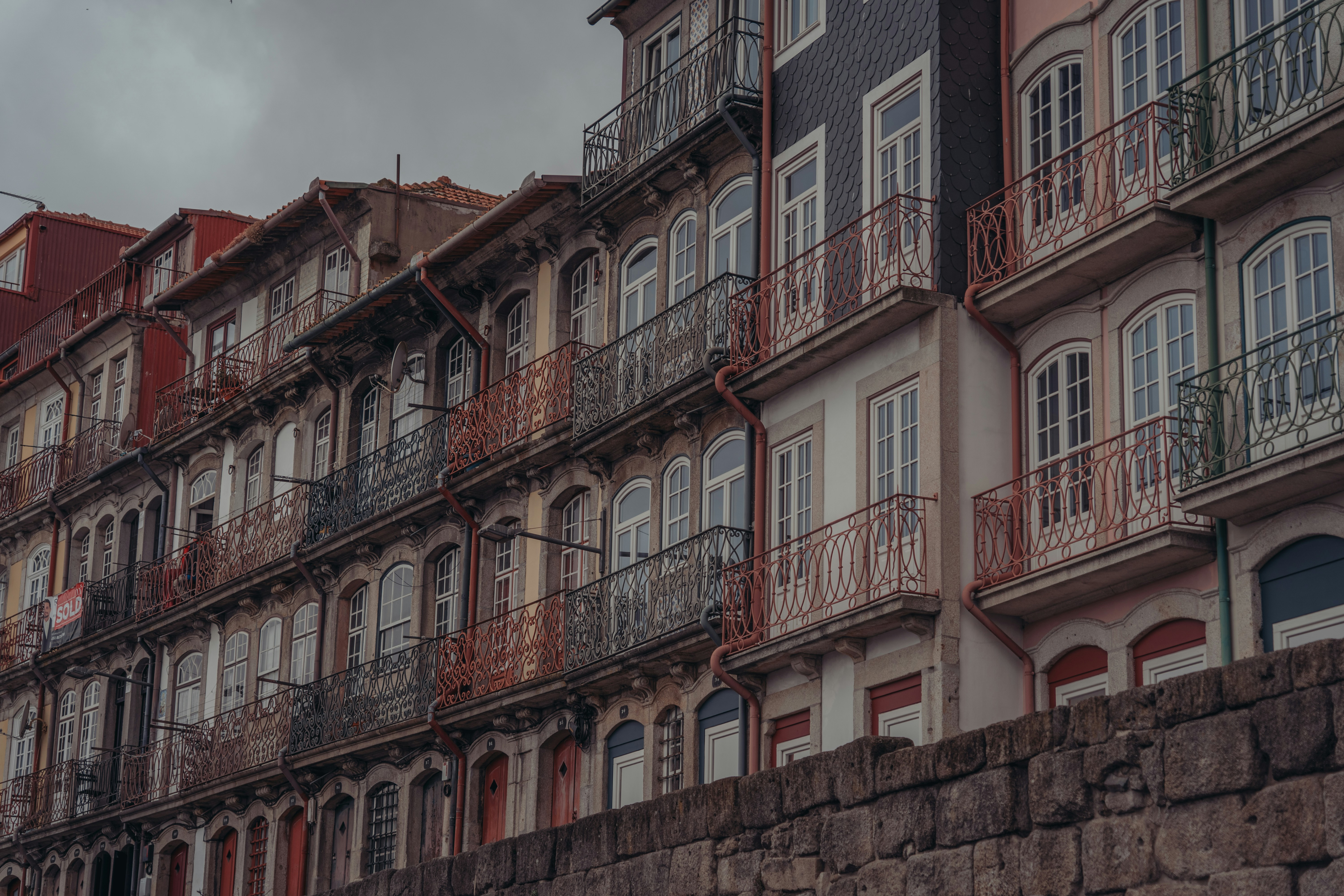 Photo by dermanuskript