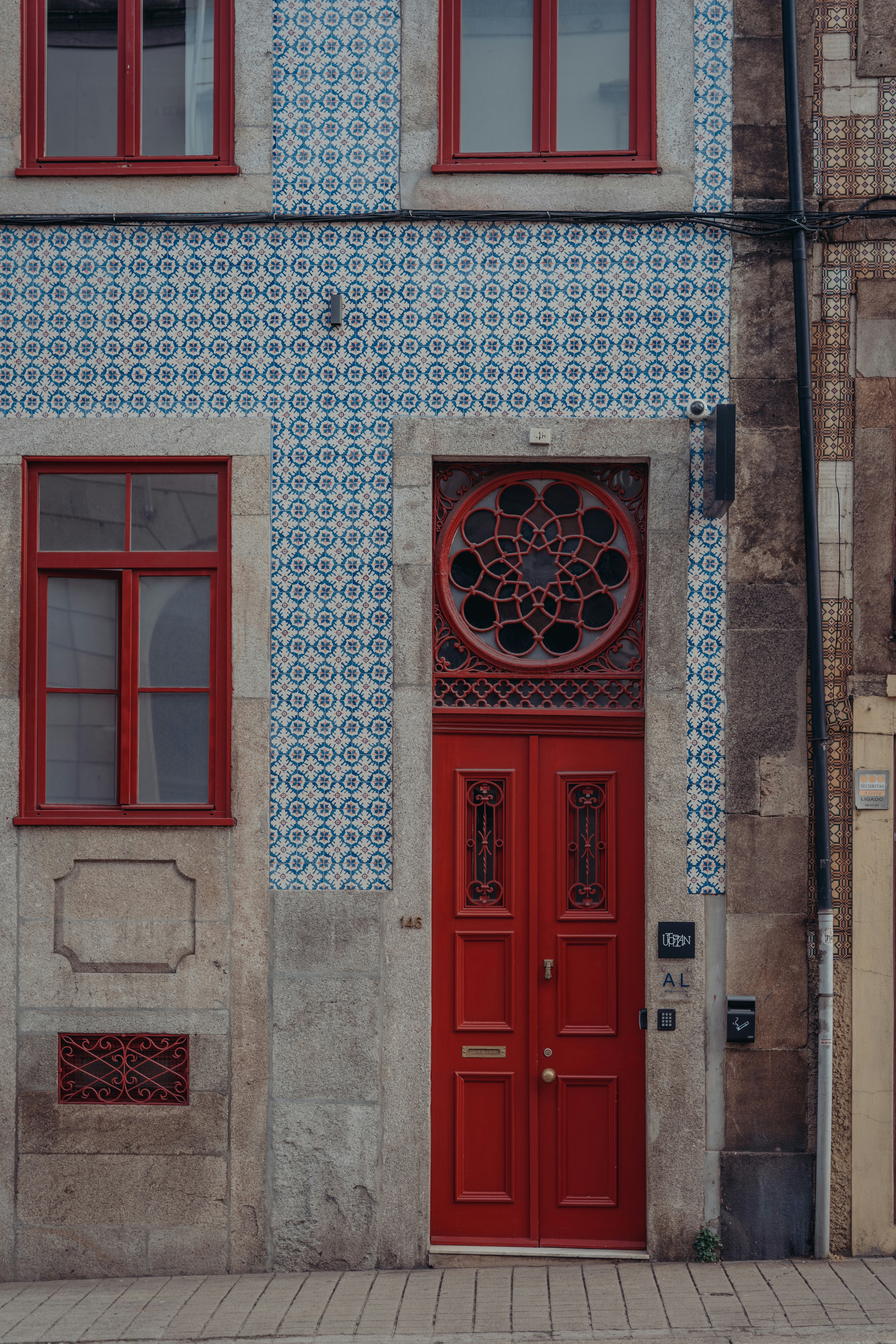 Photo by dermanuskript