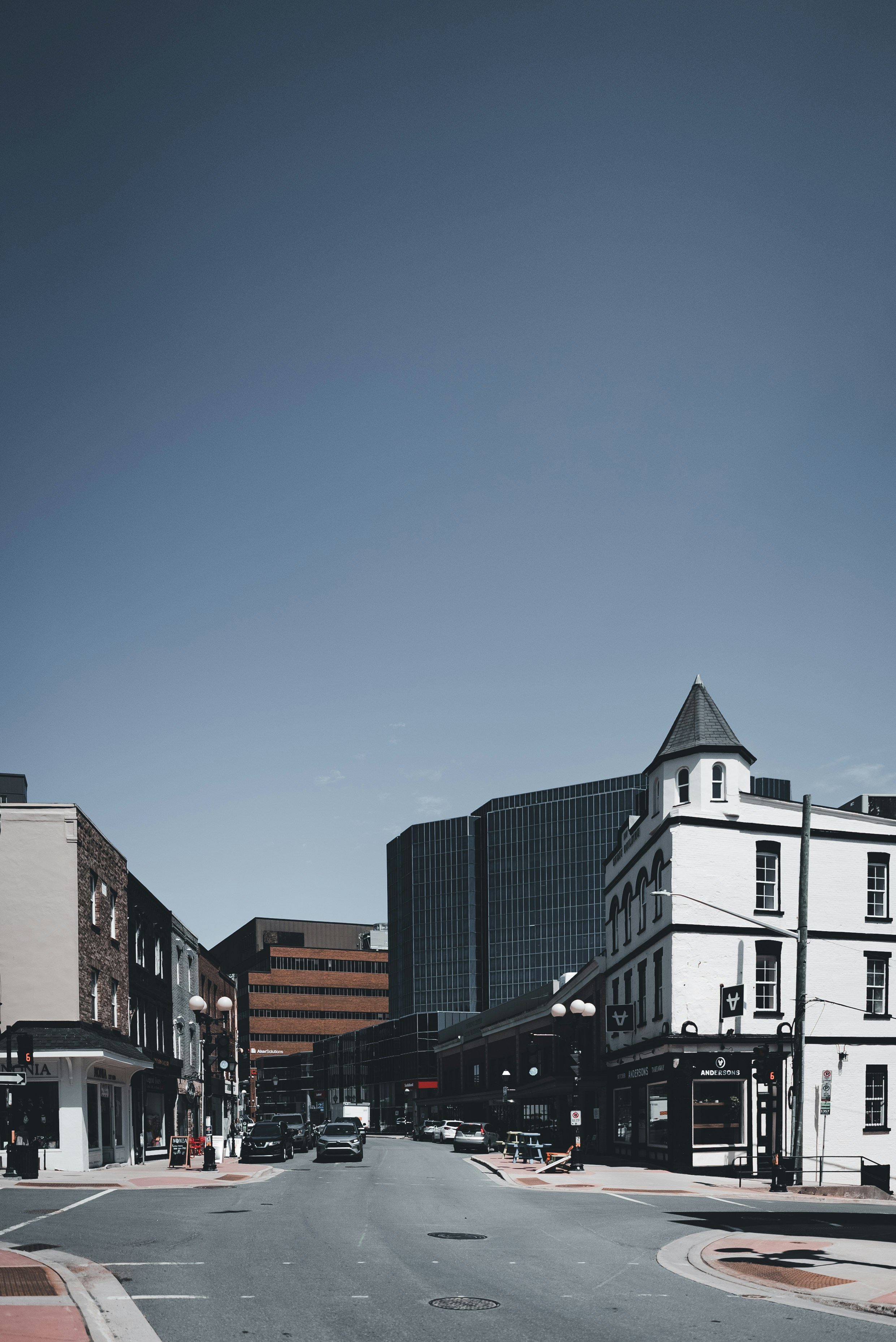 Photo by introspectivedsgn