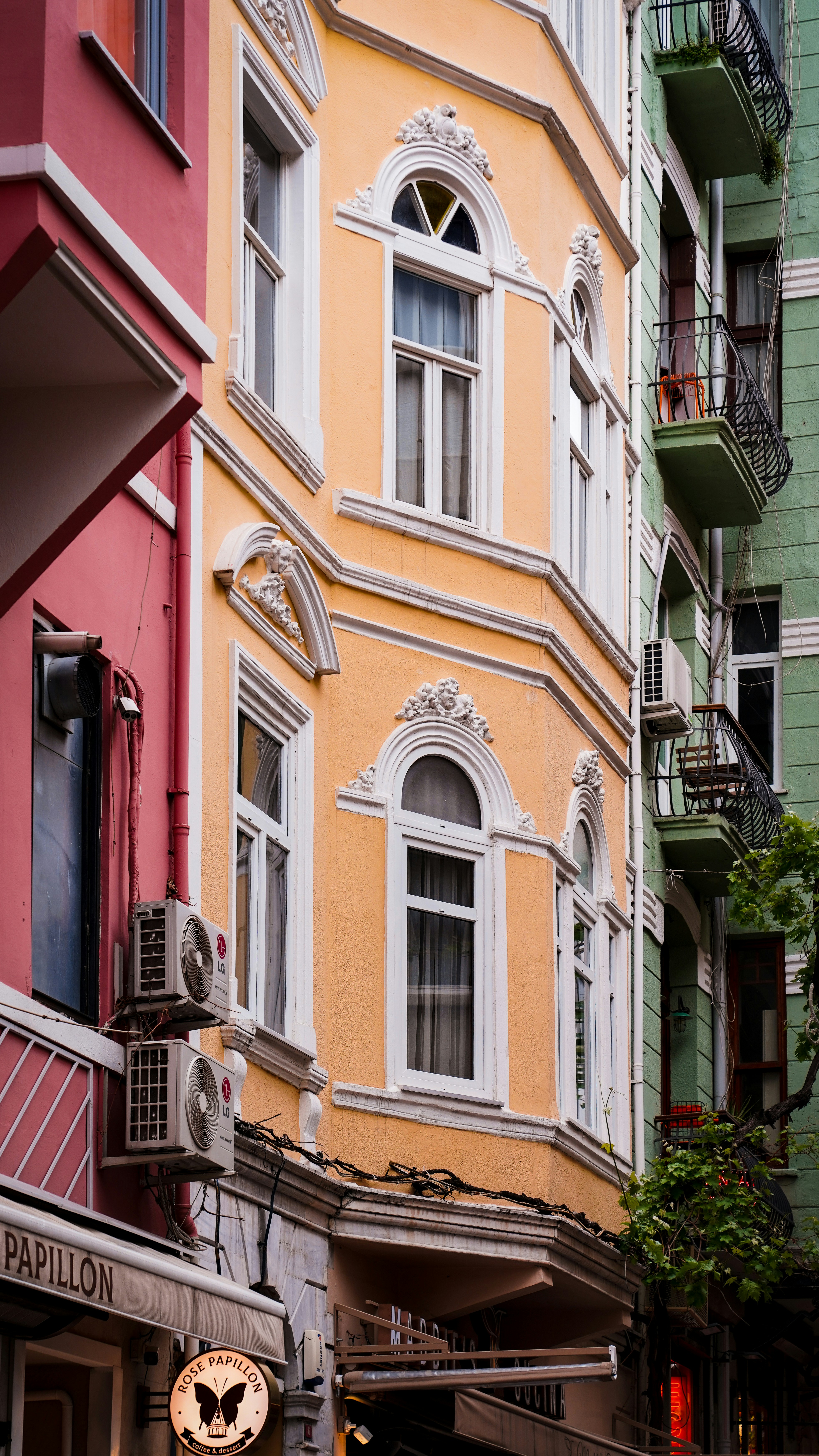 Photo by salahdarwish