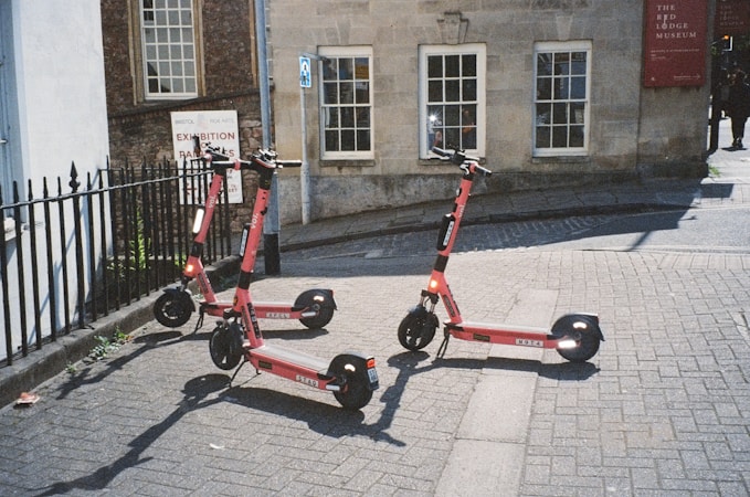 Maîtriser la Réparation de Trottinettes Électriques : Guide Pratique et Accessible