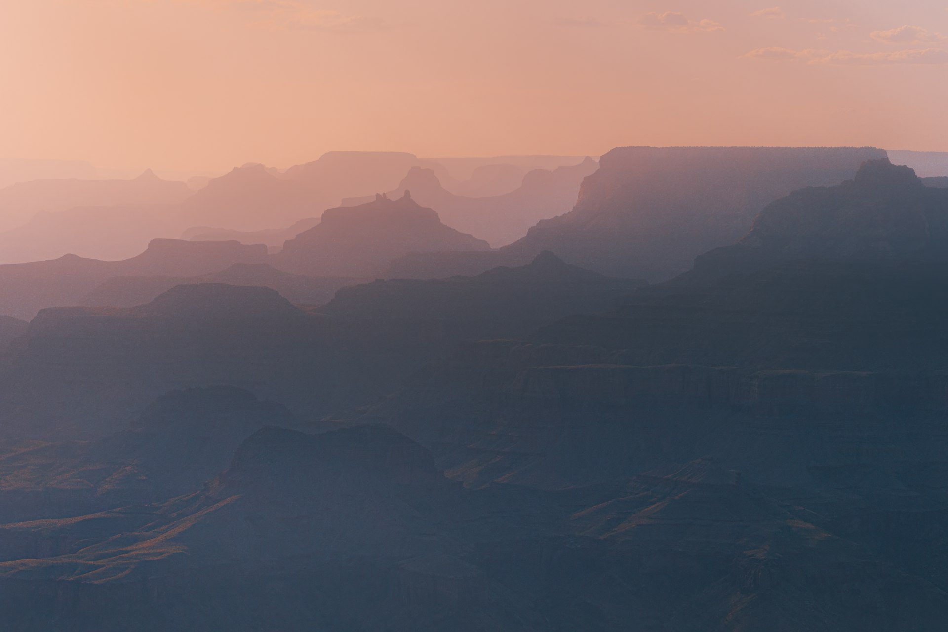 Montañas al amanecer