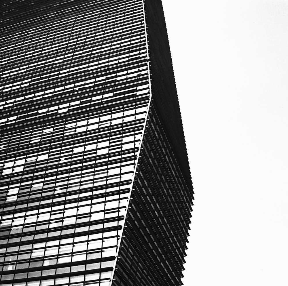 a black and white photo of a tall building