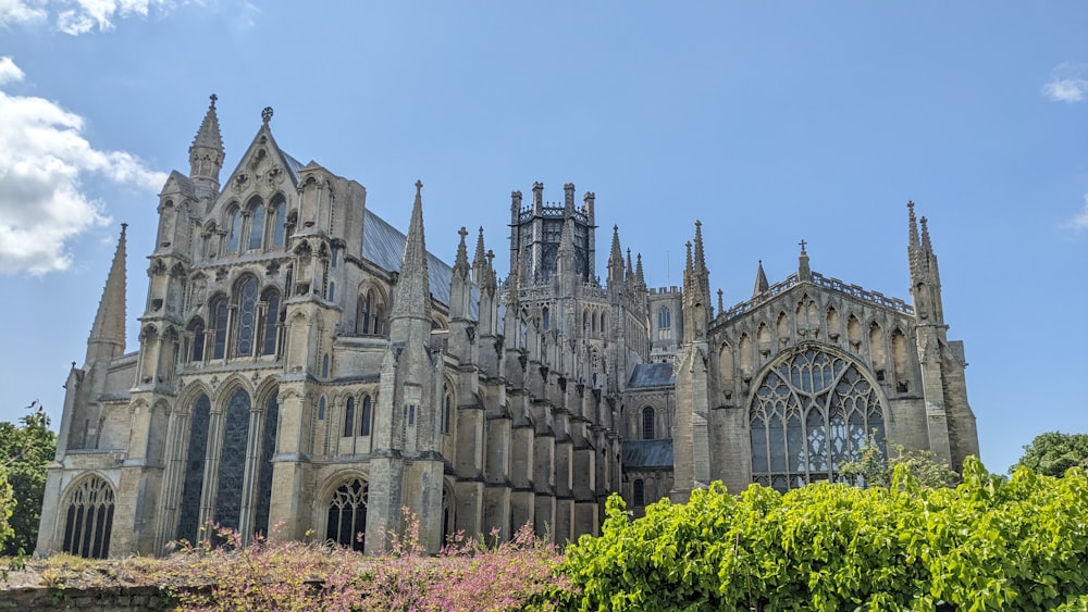 a large cathedral with a clock on the front of it