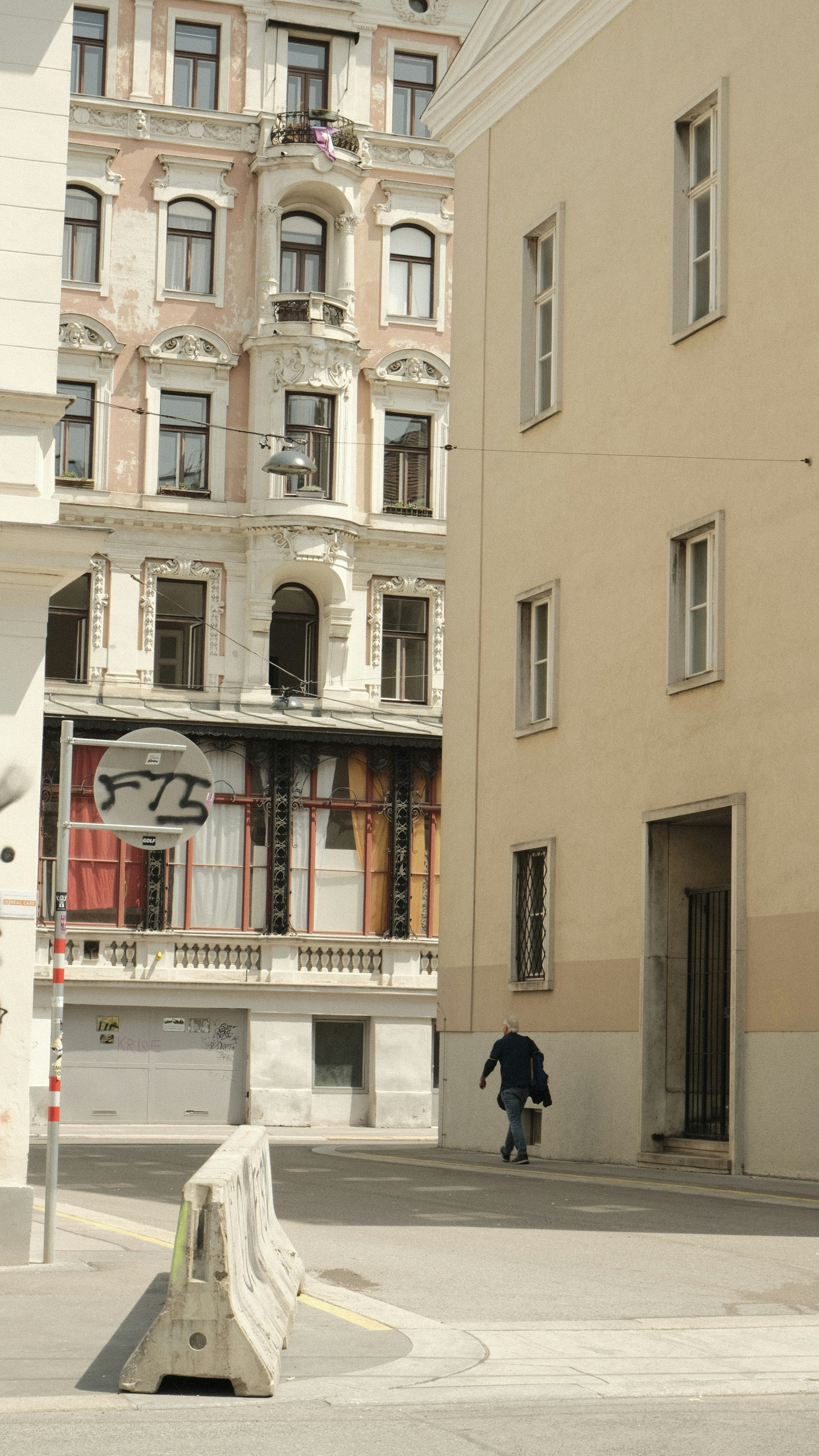 Photo by kmondschein