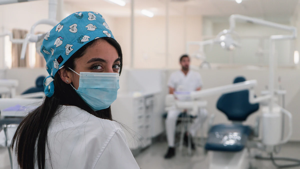 Best Business Texting Software for Dentists: 4 Compared