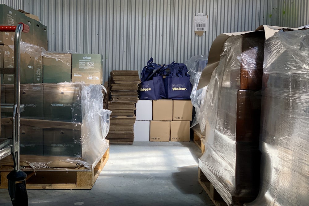 a warehouse filled with lots of boxes and bags