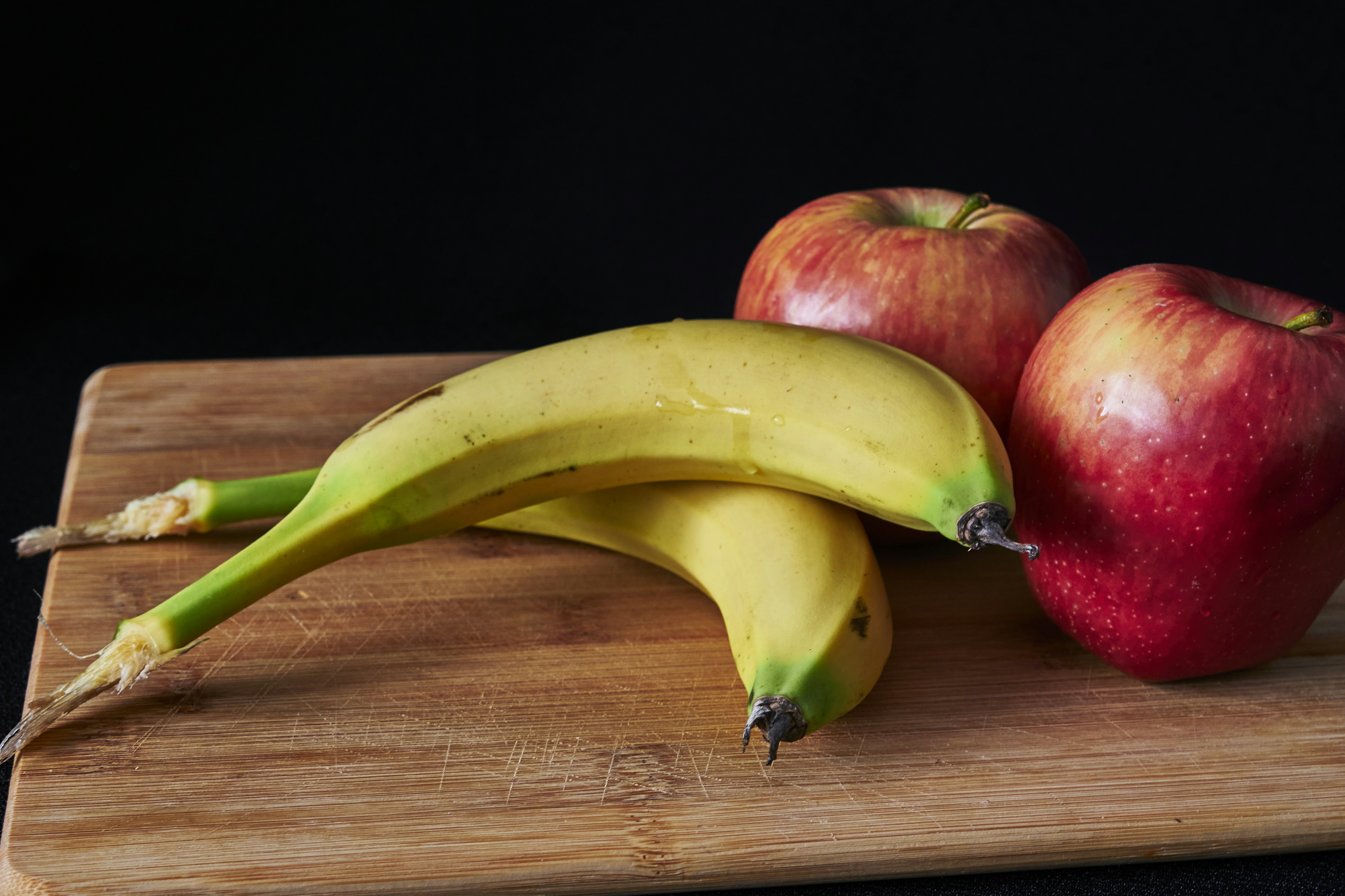 Navigating Diabetes: Are Apples and Bananas Good for Diabetics?