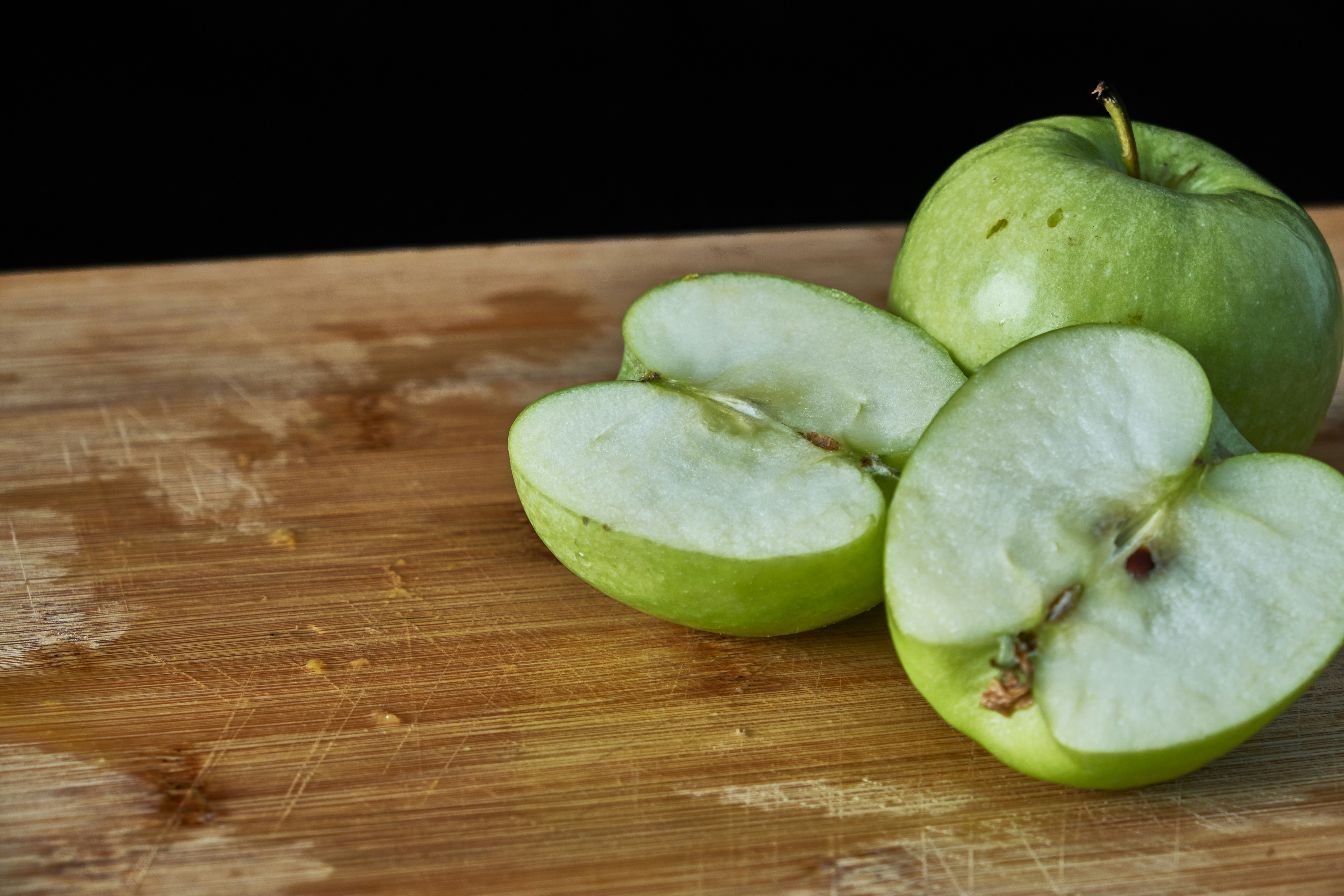 Unlock the Refreshing Power: Comprehensive Green Apple Cucumber Mint Juice Benefits