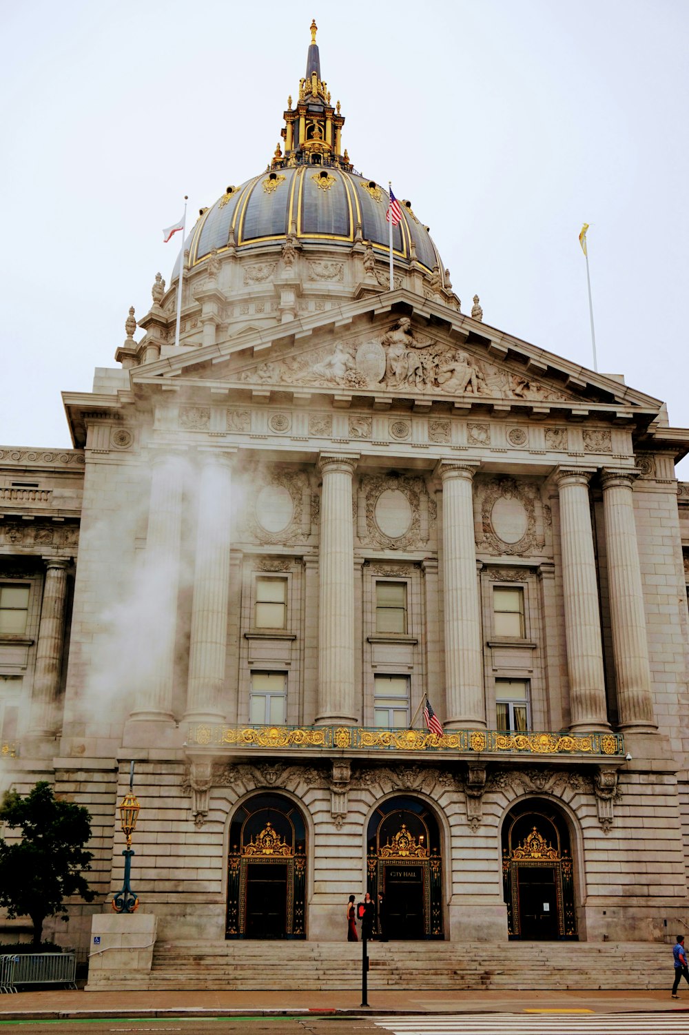 a large building with a dome on top of it