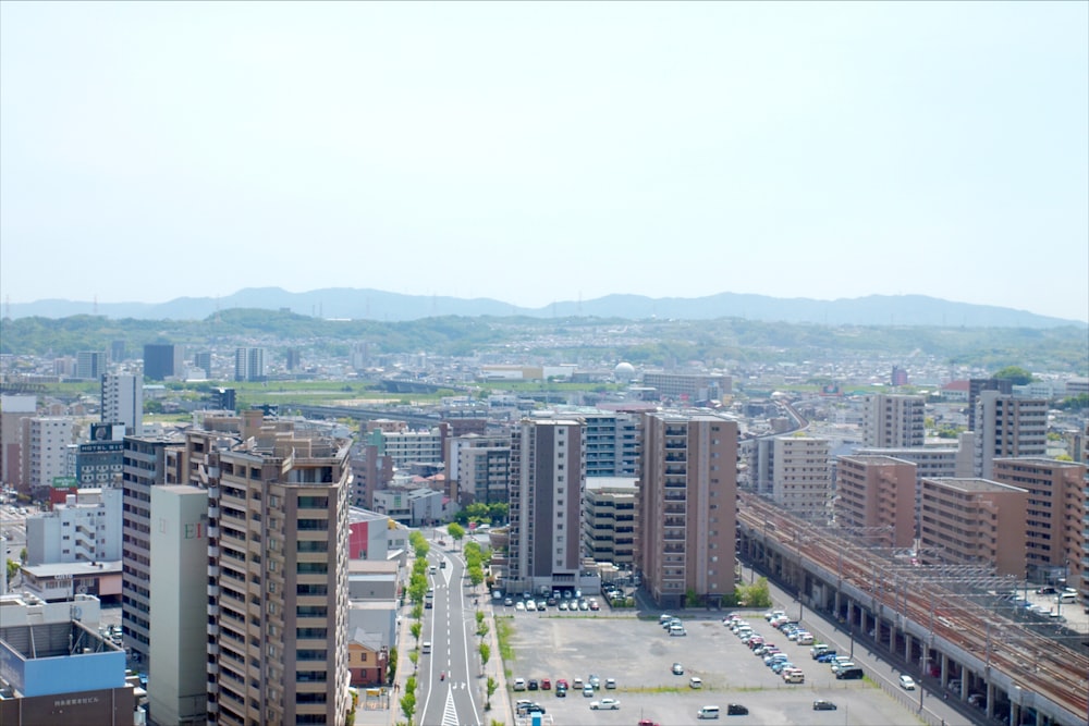 高層ビルの多い街