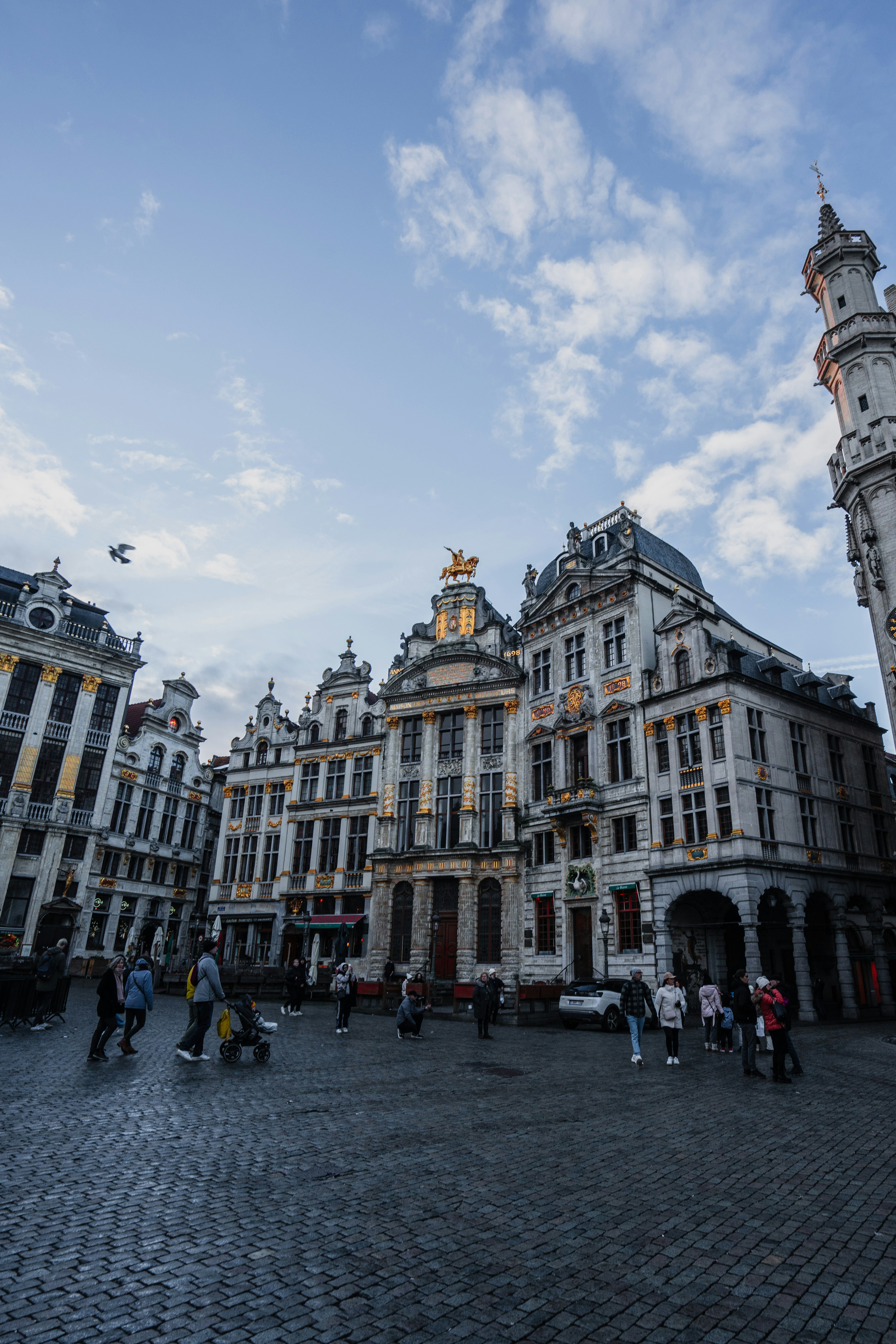 Photo by winstontjia