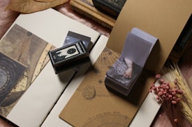 Photo 1685478237797 044d568e8e91?q=85&w=275&h=400&fit=crop