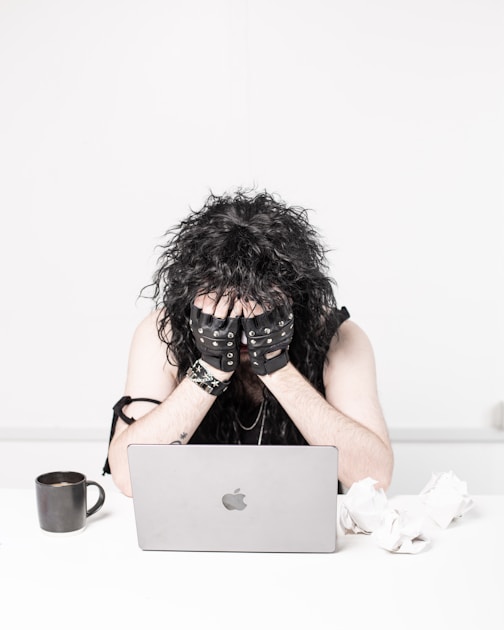 Quiet Burnout Is the New Crisis: Signs You're Already There (And What Your Recovery Style Reveals)