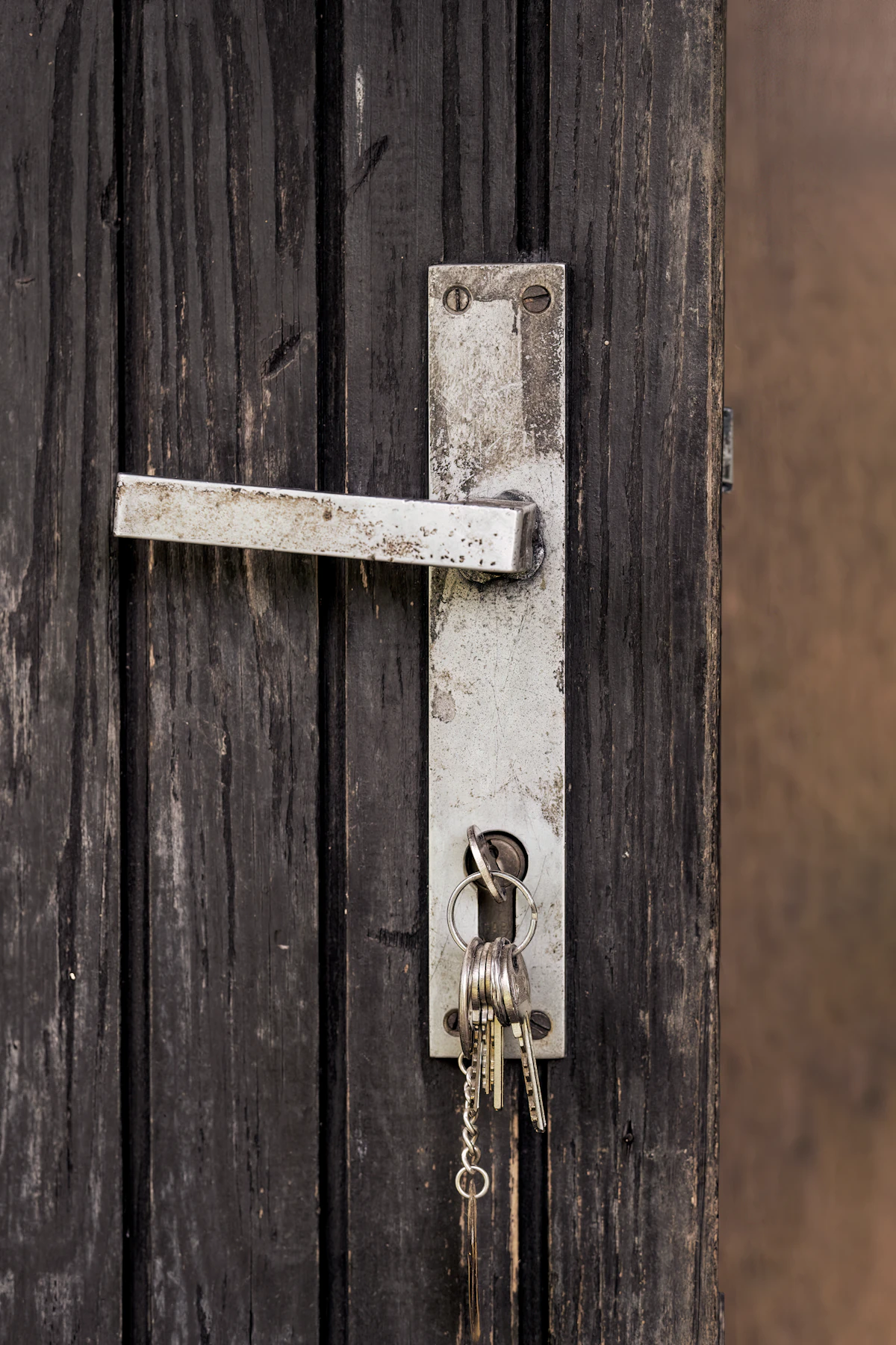 Poignée et serrure de porte en gros plan