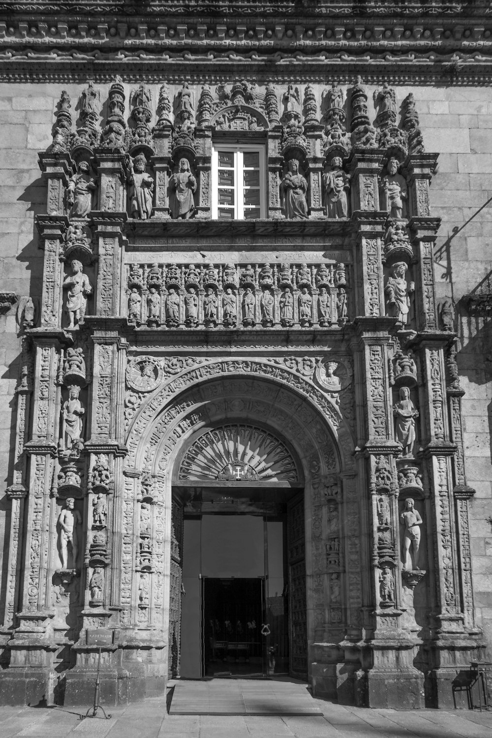 a black and white photo of an old building