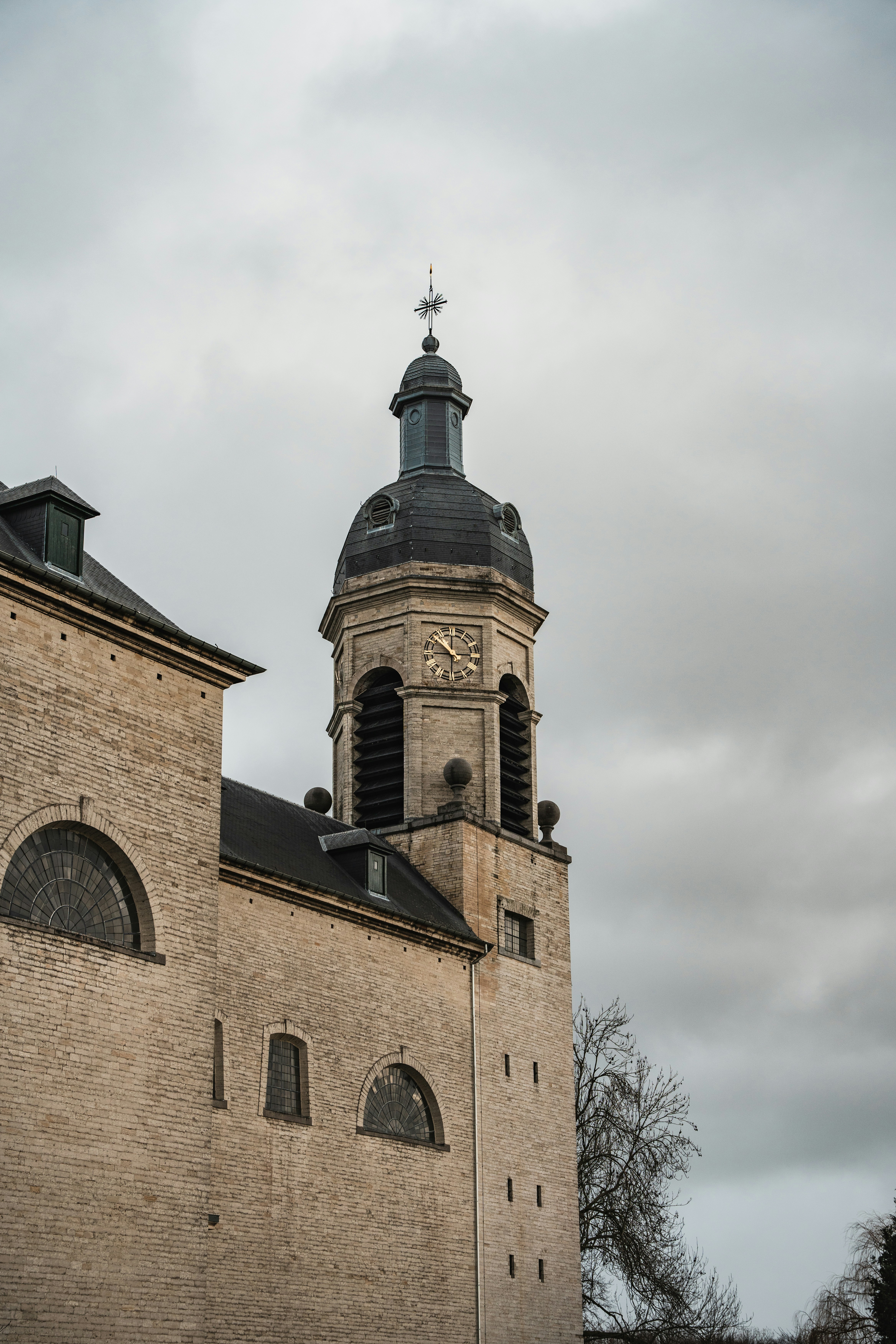 Photo by winstontjia