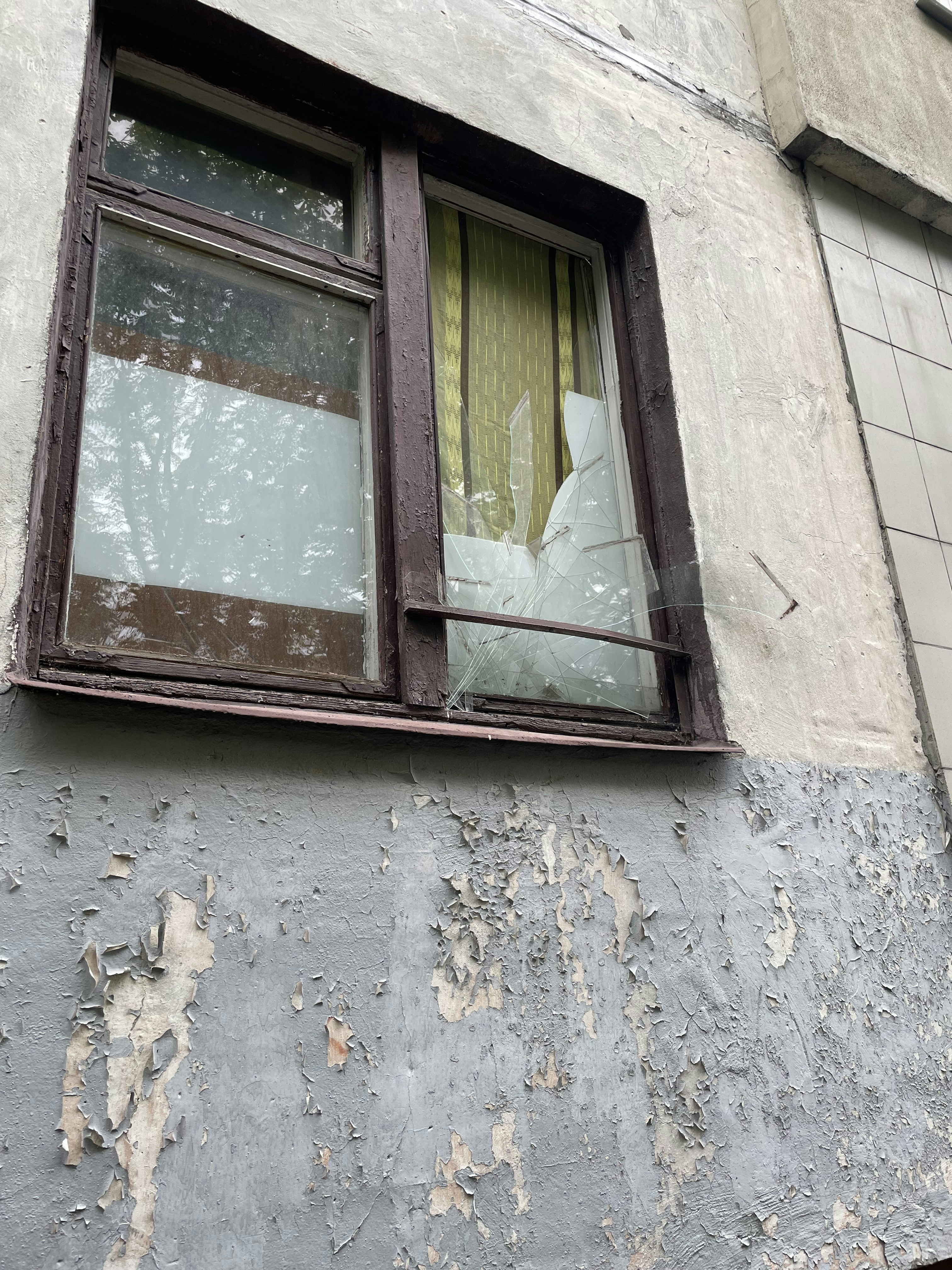 Removing old window tint