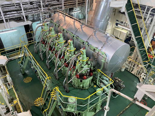 a large machine that is inside of a building