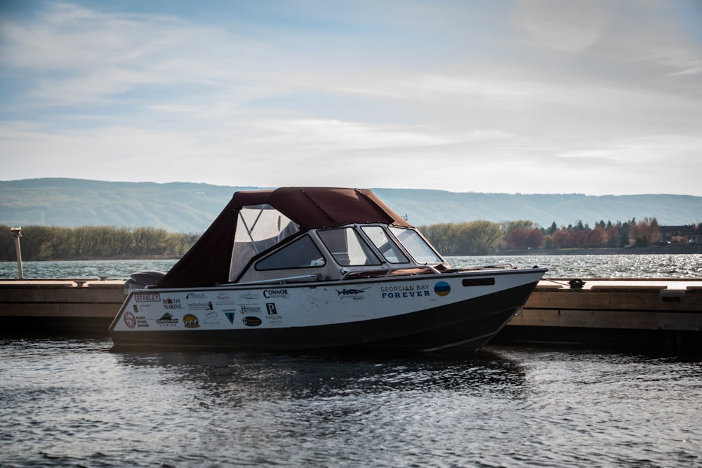 a boat that is sitting in the water