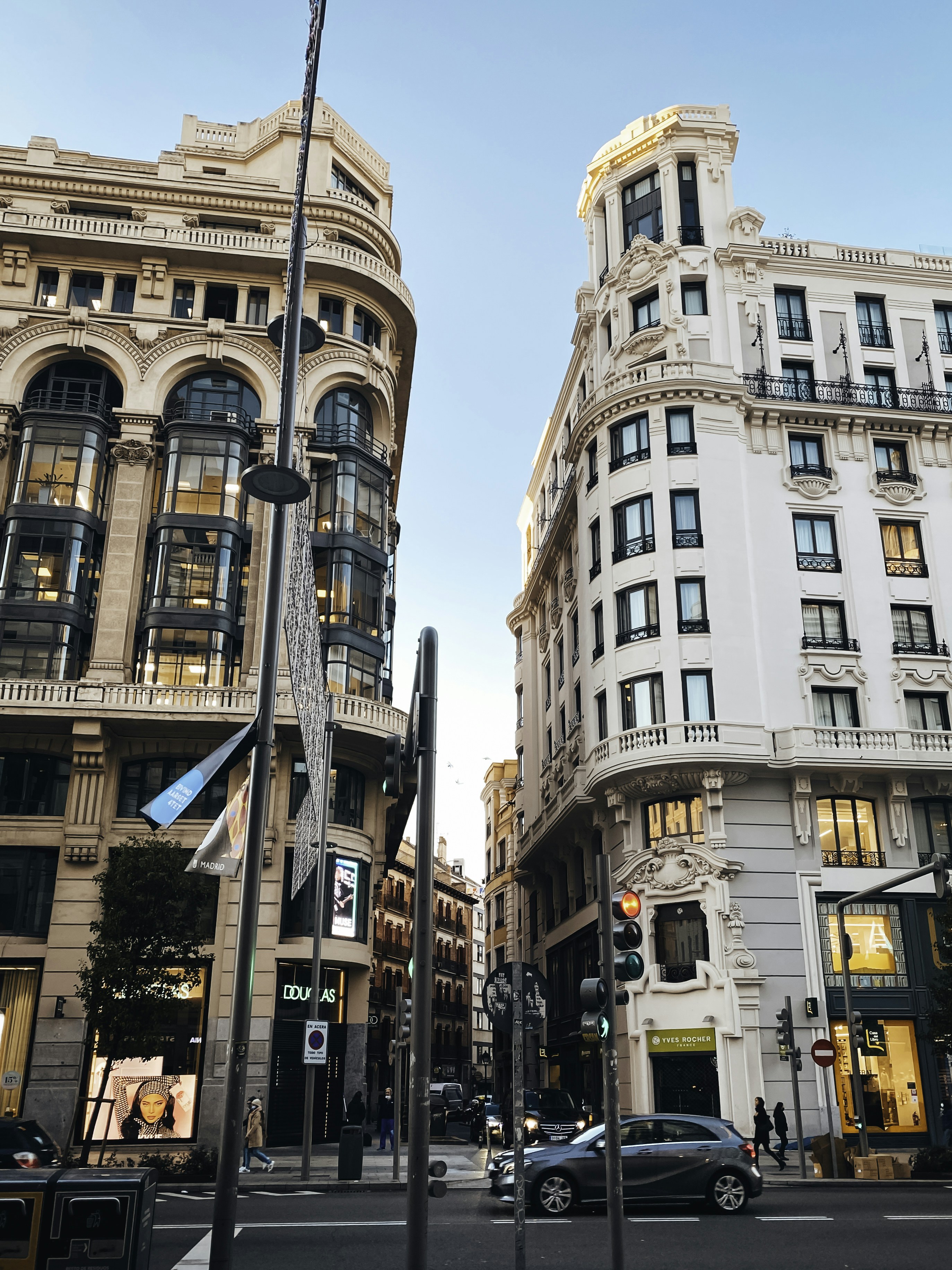 Photo by rubenrodvela